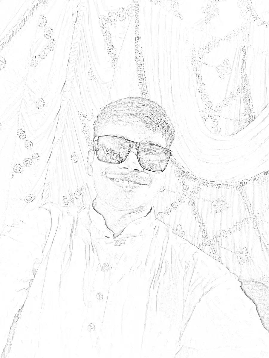 A light pencil drawing using shapes to check the proportions of a figure